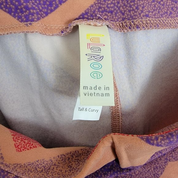 LuLaRoe Buttery Soft Pink & Purple Chevron Abstract Leggings - Tall & Curvy - Picture 2 of 2